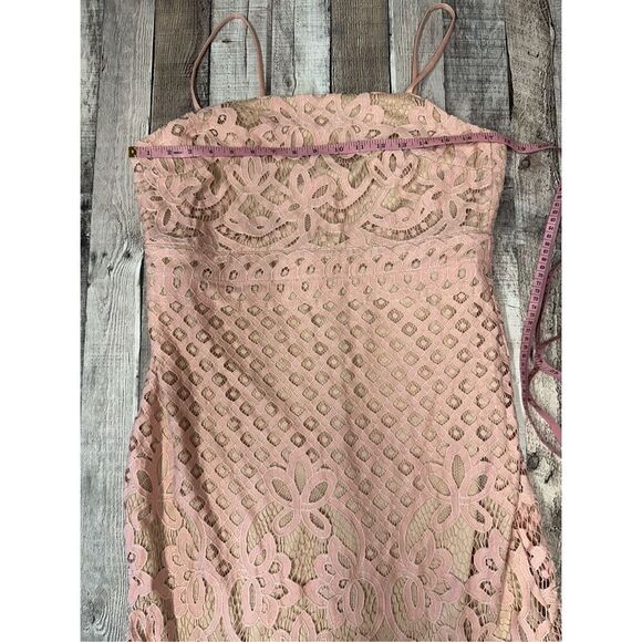 Lulu’s Unlimited Love Lace Trumpet Midi Dress Dusty Pink Wedding Europe Size XL - Picture 4 of 8